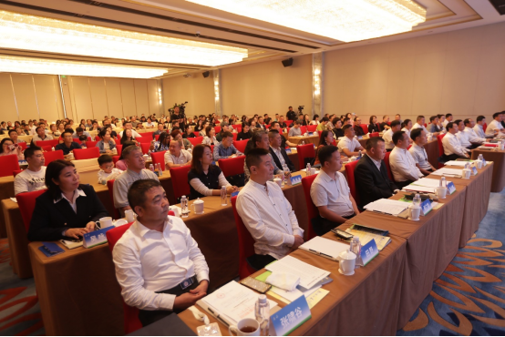 1020-敖漢旗農(nóng)耕小米集團(tuán)稿件-人文敖漢，千年谷源敖漢旗農(nóng)耕小米開啟產(chǎn)品發(fā)布會(huì)，助力鄉(xiāng)村振興818.png